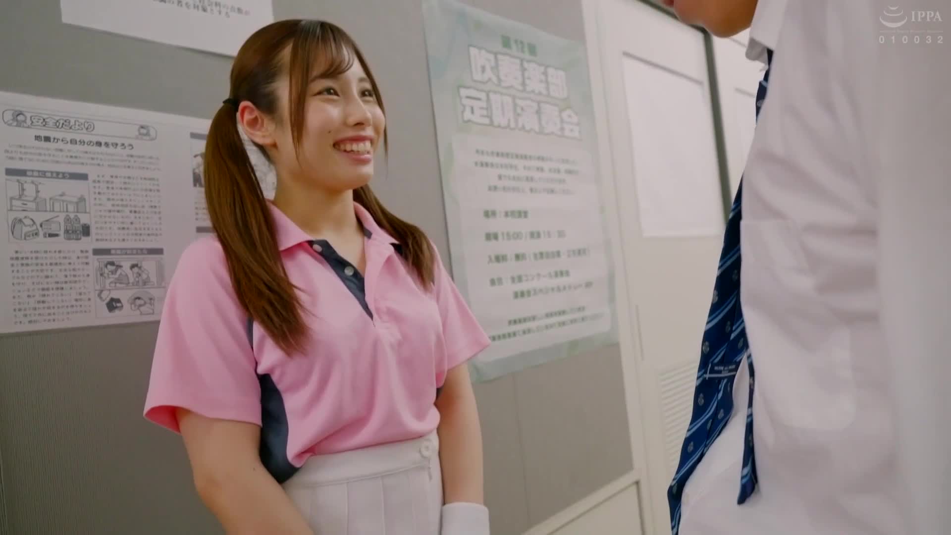 「因為我會給你特別服務，所以加入社團吧！」 學姊利用自己的性感身材來勸誘新社員！她會不停地服務，直到新社員提交入部申請書為止，絕對不會放開那根雞巴！ - AV大平台 - 中文字幕，成人影片，AV，國產，線上看