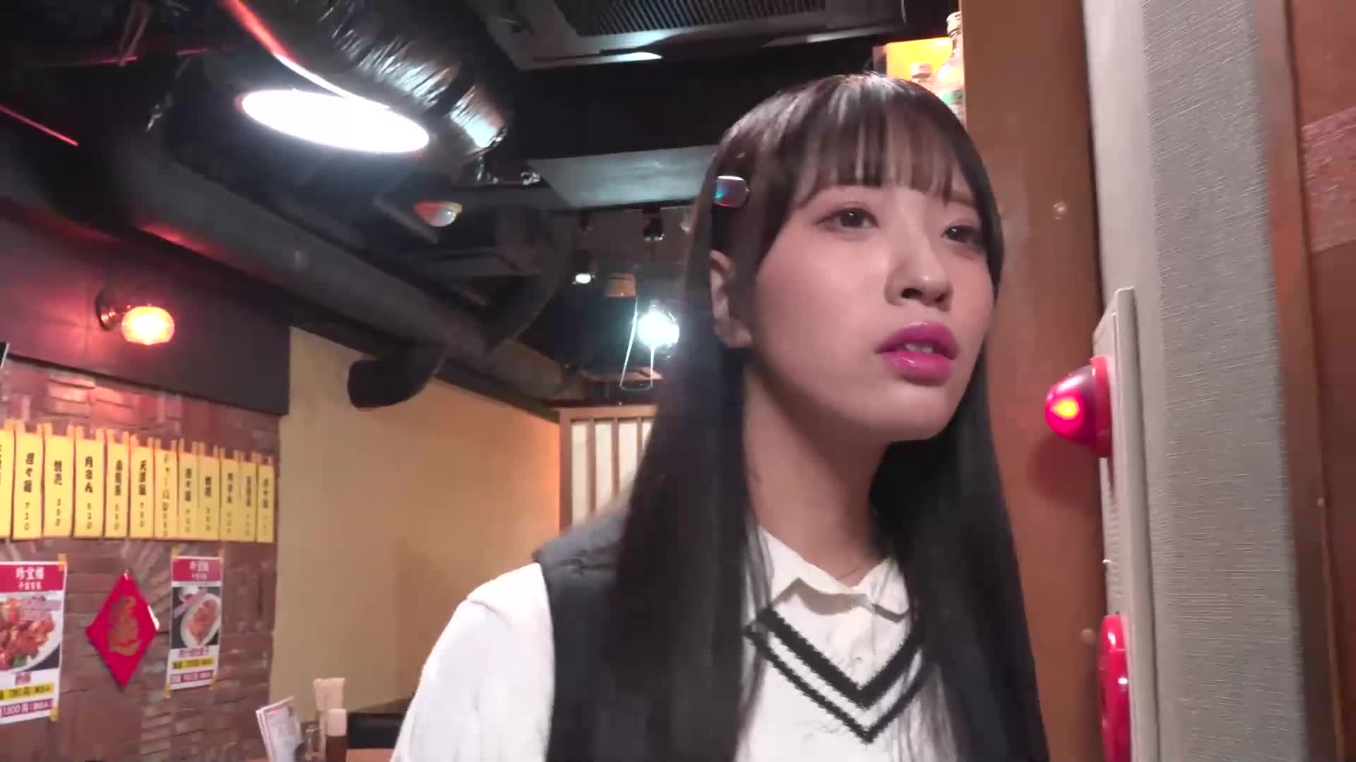 A huge line of beautiful Chinese sisters, a huge gal, is waving their arms, and has sex with Chinese everyday life in the city! - AV大平台-Chinese Subtitles, Adult Films, AV, China, Online Streaming