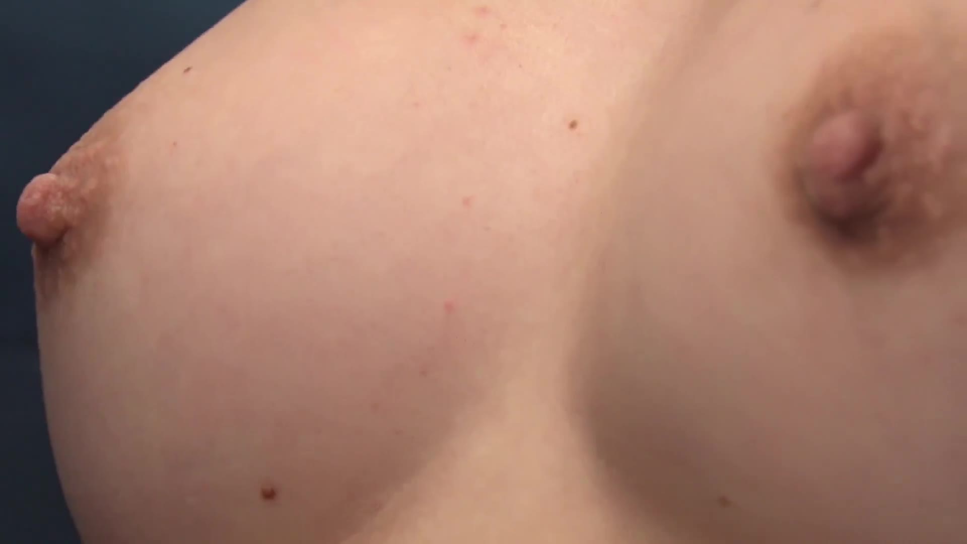 Super close-up! Big-breasted girl who can increase the sensitivity of her nipples by a long soft touch, whether she touches or not, by increasing her nipple sensitivity by multiple times. - AV大平台-Chinese Subtitles, Adult Films, AV, China, Online Streaming