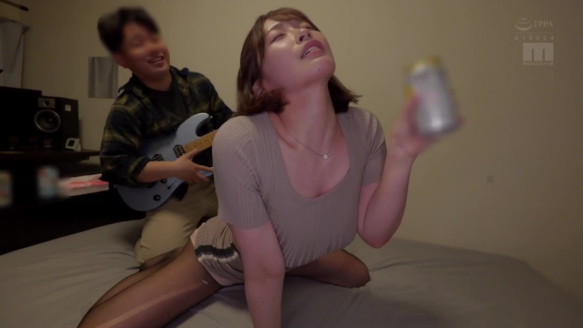 Tipsy Japanese Flower Piece-Style Bra Pole Hunt: Locking on a slutty otaku boy! I went home until I was satisfied. Drinking around, instantly cumming raw sex 25 close-up shots Misono Kazuka - AV大平台-Chinese Subtitles, Adult Films, AV, China, Online Streaming