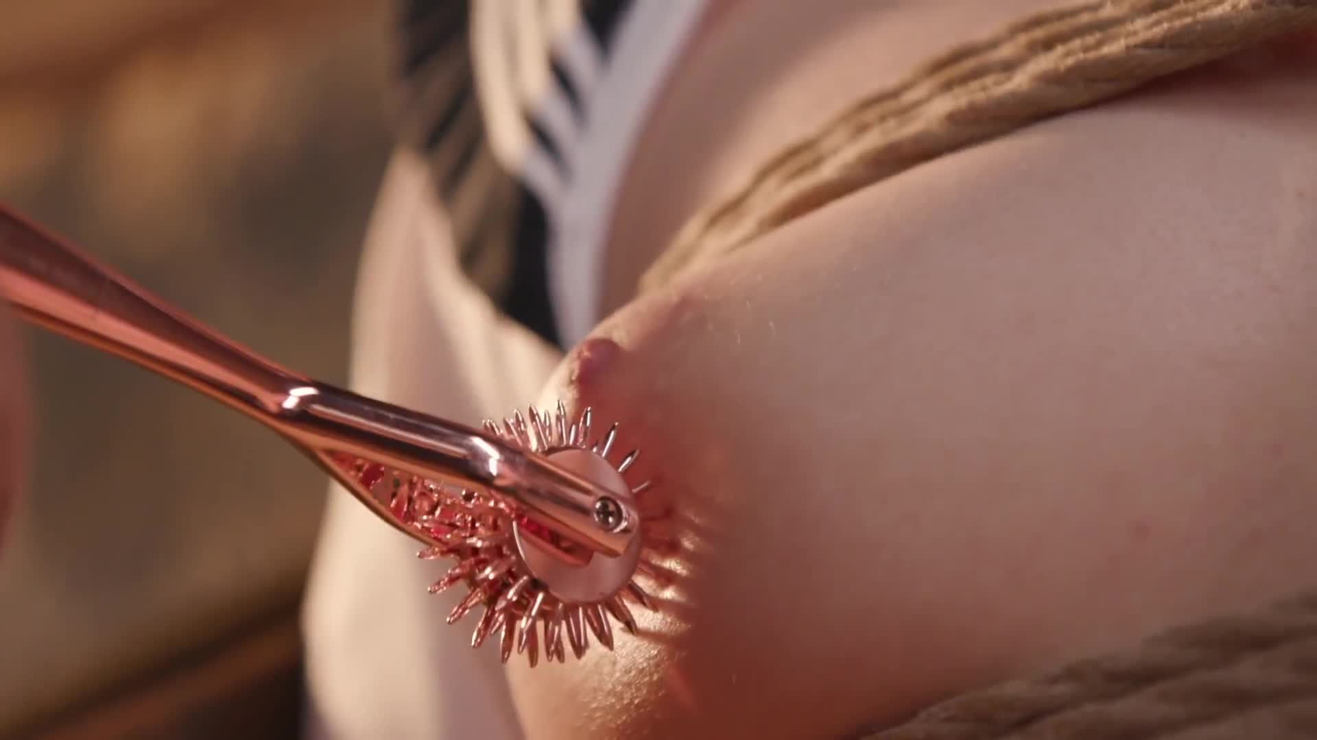 A schoolgirl is trained in bondage in a storehouse, and the rope pleasure is etched into her grandfather&#039;s hand basket. The true meaning of my dead mother&#039;s words... Mizuki Arima - AV大平台-Chinese Subtitles, Adult Films, AV, China, Online Streaming