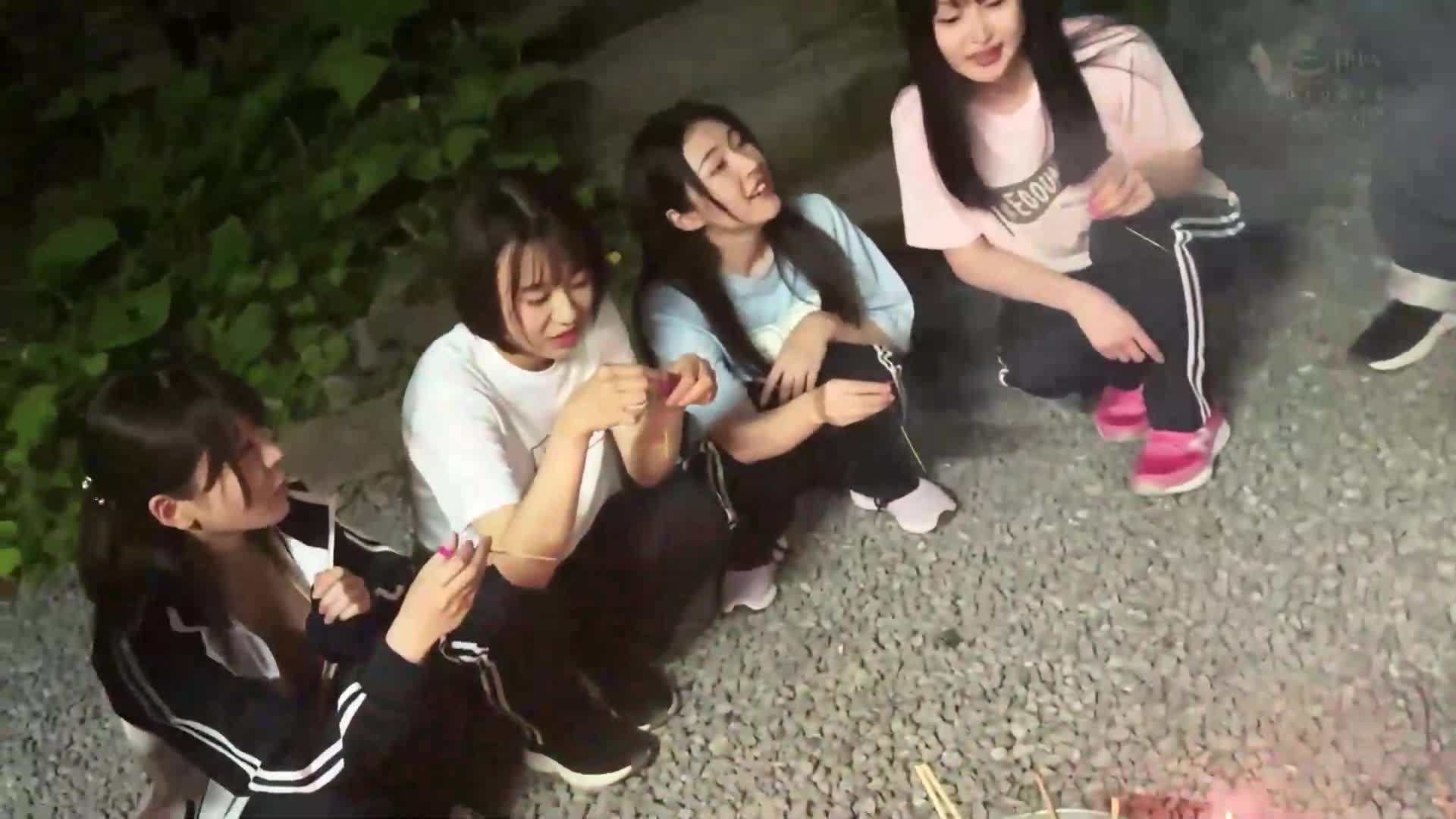 以美丽心灵投入地区支援的女学生志愿者的不雅影片外泄。 - AV大平台-中文字幕,成人影片,AV,国产,线上看