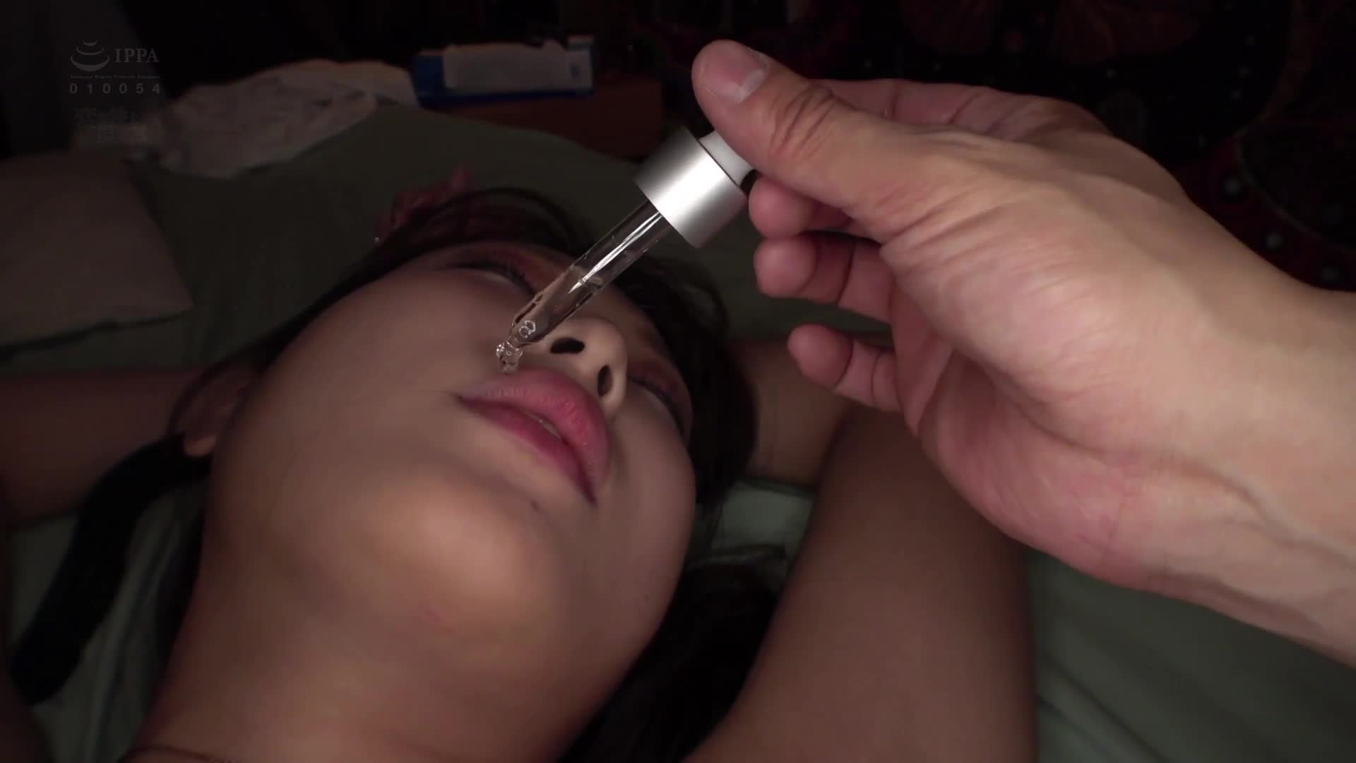 丸之内的秘书被盯上，遭到偷拍，昏迷后遭到中出强奸。 - AV大平台-中文字幕,成人影片,AV,国产,线上看