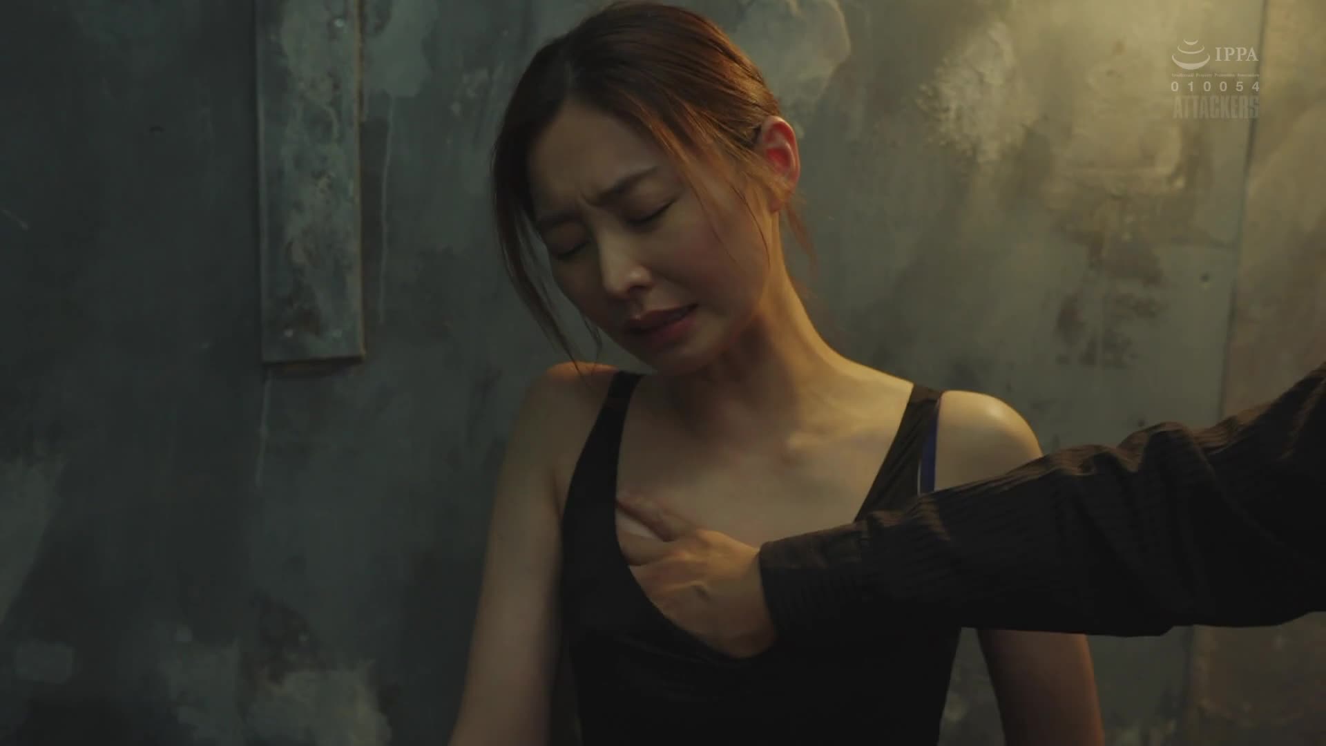 [AI解码版]一名已婚女侦探在儿子被绑架七年后重返工作岗位，却因服用催情药而变得放荡不羁 夏目彩春 - AV大平台-中文字幕,成人影片,AV,国产,线上看