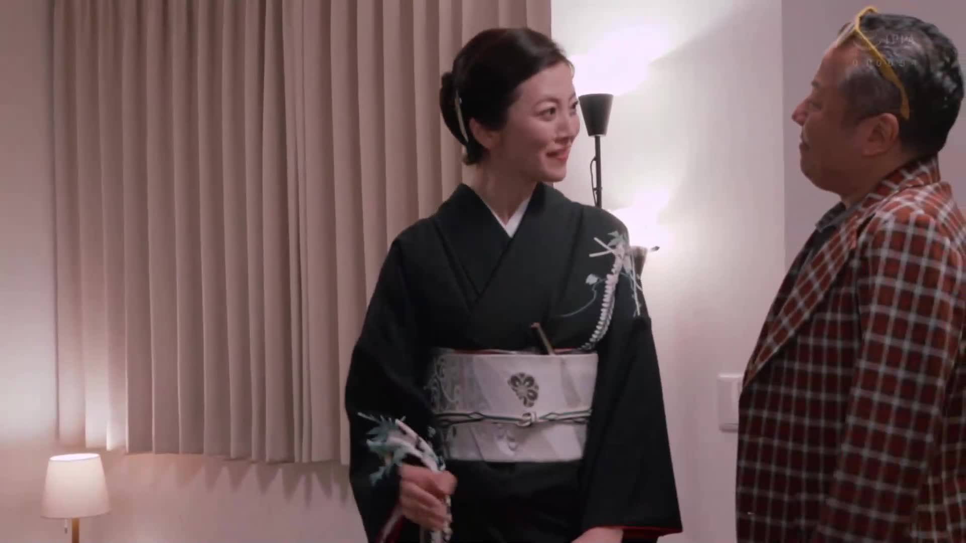 高级俱乐部的人妻，被太客的汗水和体液弄脏，闭店后进行中出枕头业务。木下凛凛子 - AV大平台-中文字幕,成人影片,AV,国产,线上看