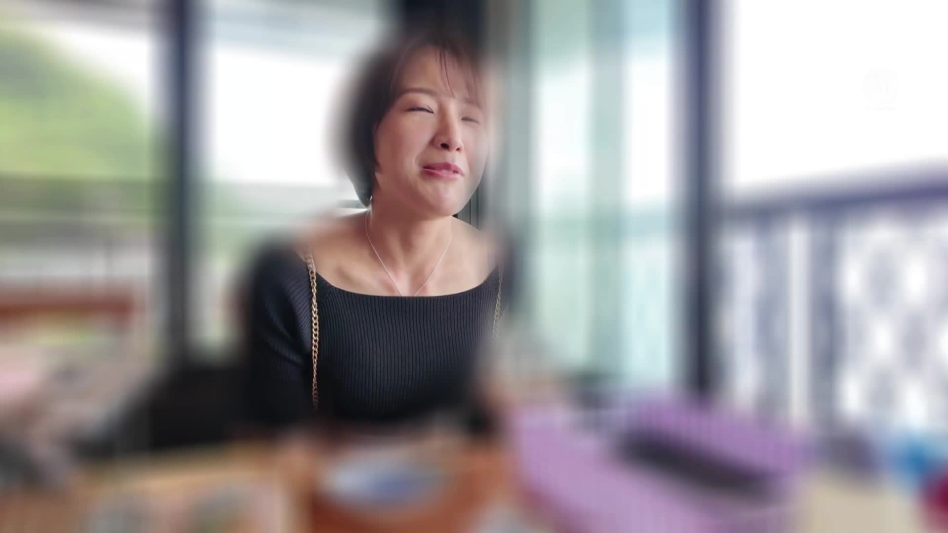 庆祝出道十周年纪念，全力以赴地享受这个永远不会再来的时刻。沉浸在肉欲中的「蓝」色海洋，将向井蓝完全暴露在一场为期一晚两天的无节制中出旅行中。 - AV大平台-中文字幕,成人影片,AV,国产,线上看