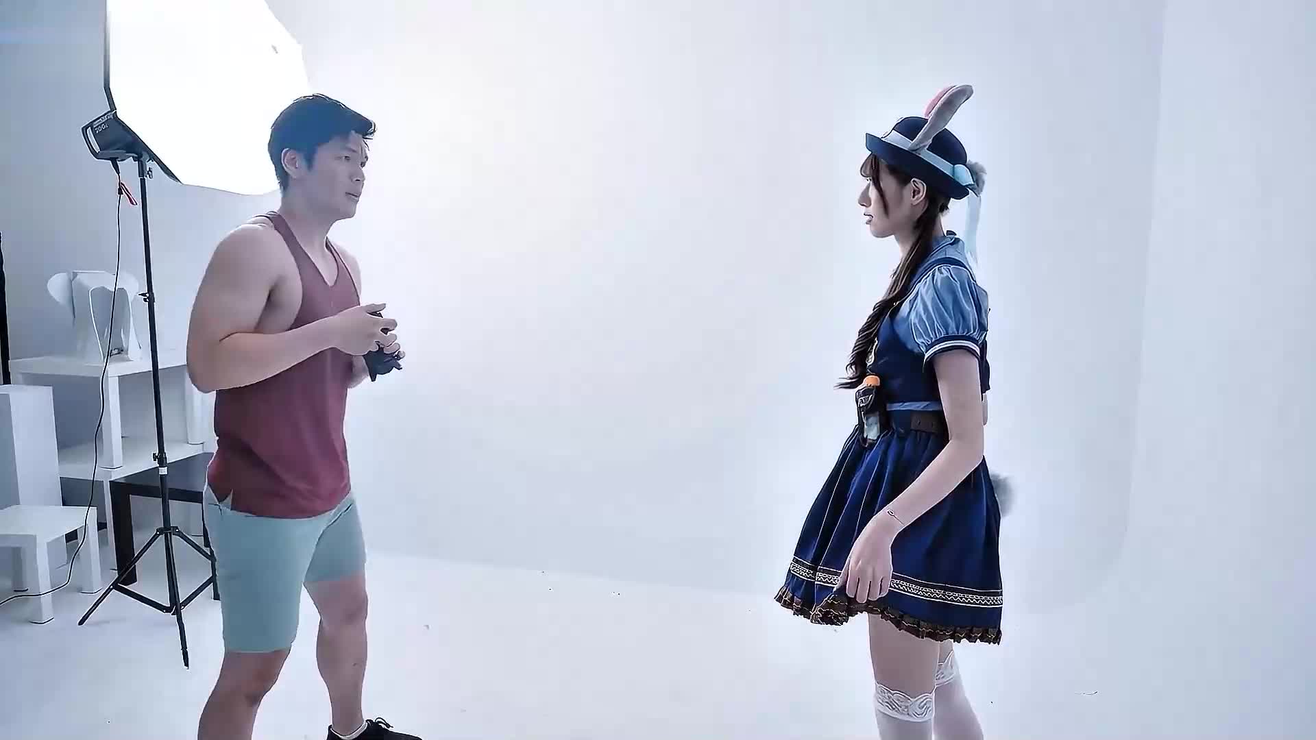 [JVID Premium Welfare] Forced to push down and penetrate by a contract coerced by a vile photographer who secretly filmed in the changing room - AV大平台-Chinese Subtitles, Adult Films, AV, China, Online Streaming