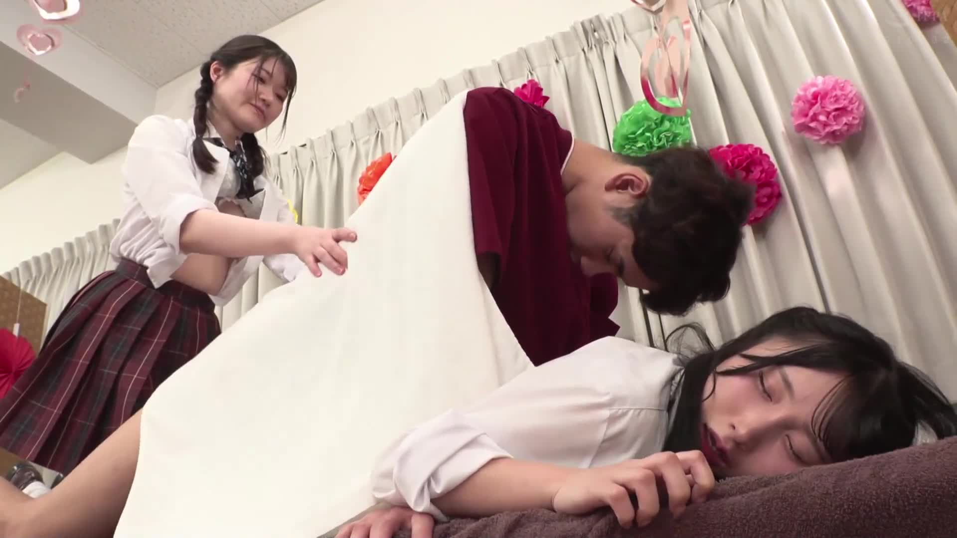 2000日圆的VIP课程总是可以进行性交！3年A组的文化祭模拟店是『阴茎插入不停的按摩』。 - AV大平台-中文字幕,成人影片,AV,国产,线上看