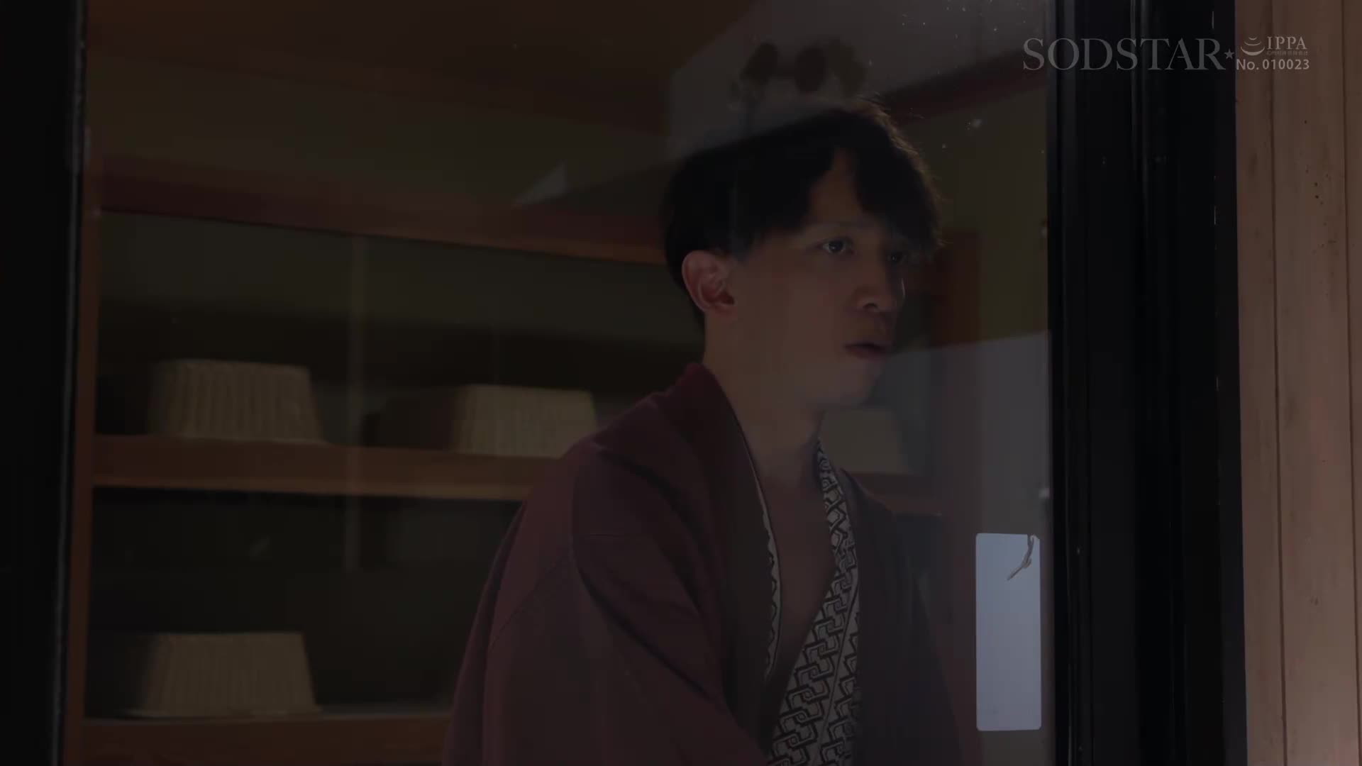 温泉旅行中诱惑独自客人和夫妇男性，在旅馆内进行多次通奸性行为的淫乱美女女将 渚恋生 - AV大平台-中文字幕,成人影片,AV,国产,线上看