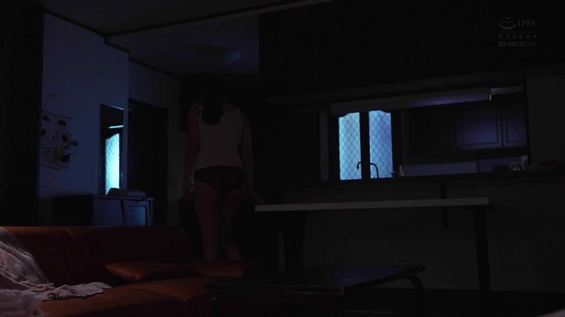 被发现了就结束了。揭发公司内部不正行为的匿名举报被发现的巨乳OL，被憎恨，被脱光全裸，被J罩巨乳，被强●。小樱光。 - AV大平台-中文字幕,成人影片,AV,国产,线上看