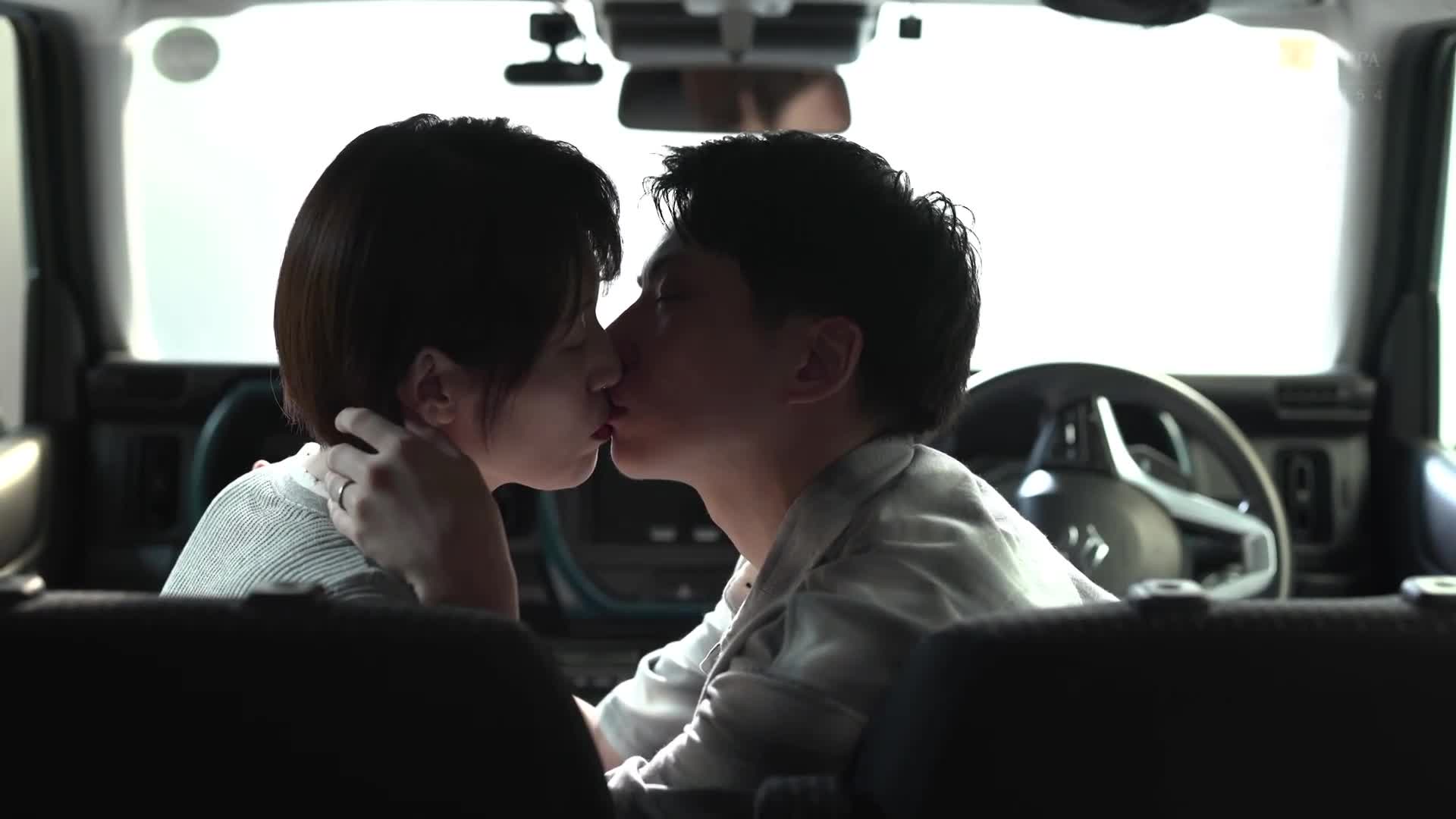 「等你長大後請和我結婚」，這位少年竟成為了我女兒的未婚夫…。當他向我報告結婚的那晚，我不由自主地沉溺於他長大後的身軀。星冬香 - AV大平台 - 中文字幕，成人影片，AV，國產，線上看