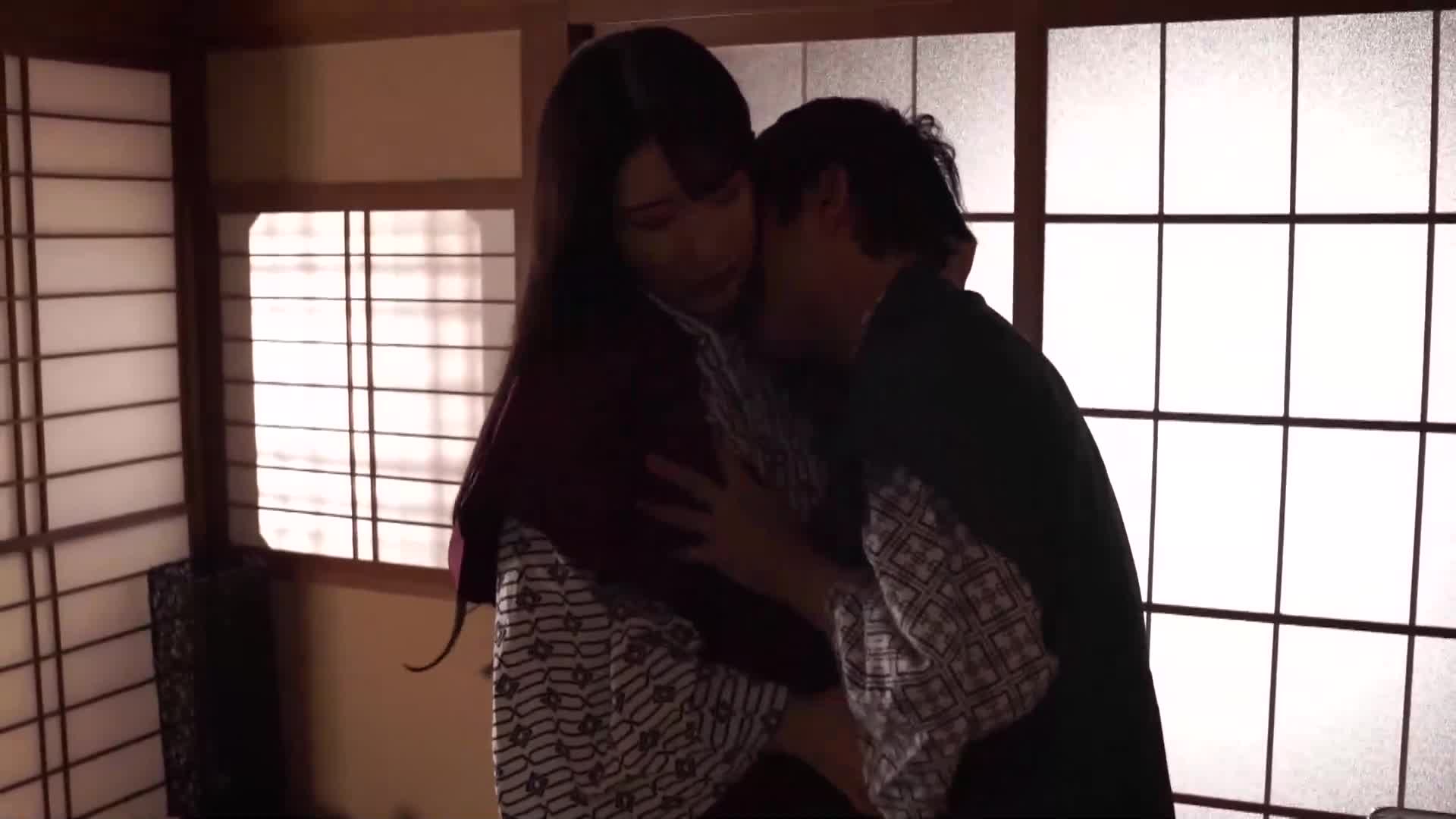 最後的家庭旅行，被穿著浴衣的姐姐迷住了...一夜兩天的中出性愛 宮西光 - AV大平台 - 中文字幕，成人影片，AV，國產，線上看