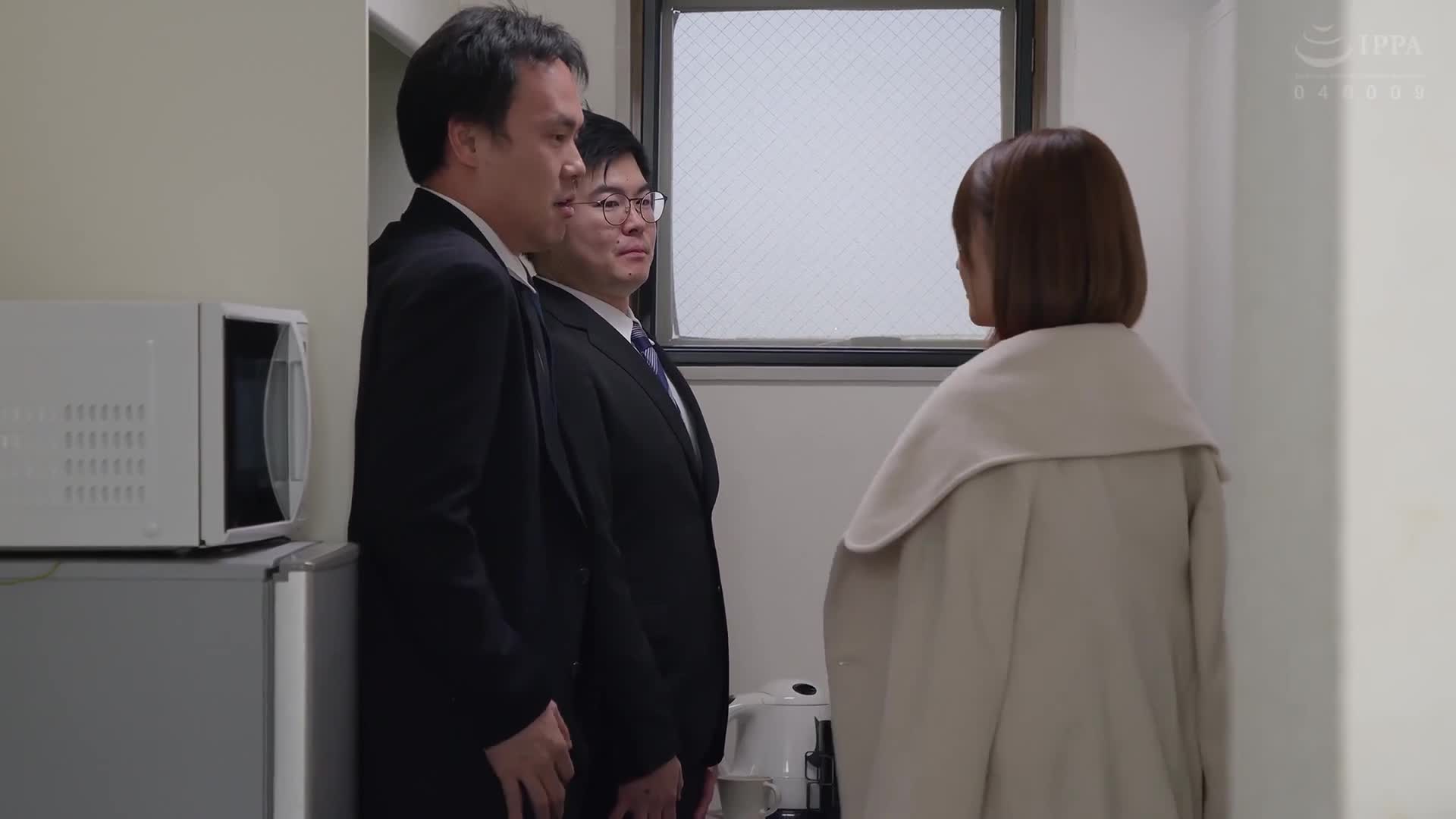 NTR辦公室上司與部下的不倫，絕對不能被發現的人妻中出性交BEST 5小時 - AV大平台 - 中文字幕，成人影片，AV，國產，線上看