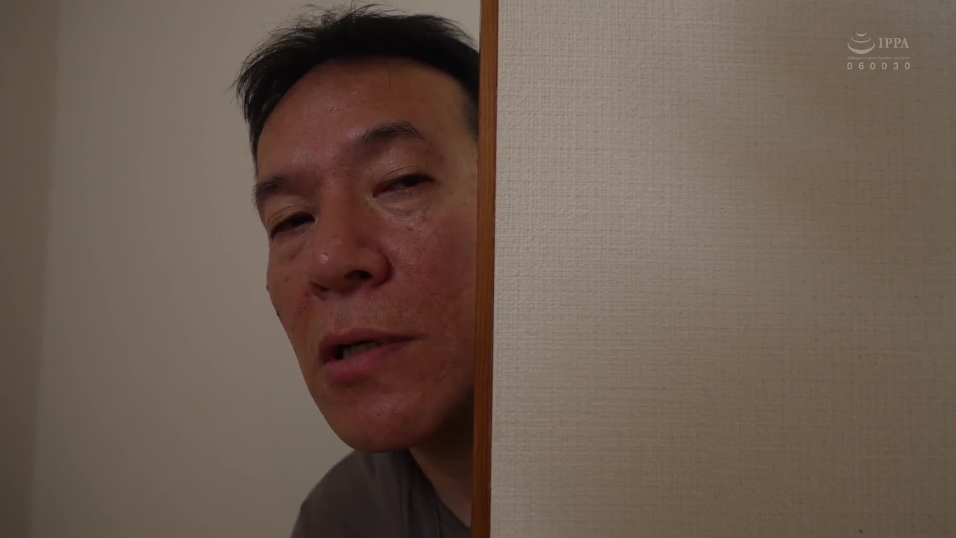 「媽媽請不要知道…」義父與女兒不檢點愛情的同居記錄。日向由奈用天真無邪的身體濕透濕透。 - AV大平台 - 中文字幕，成人影片，AV，國產，線上看