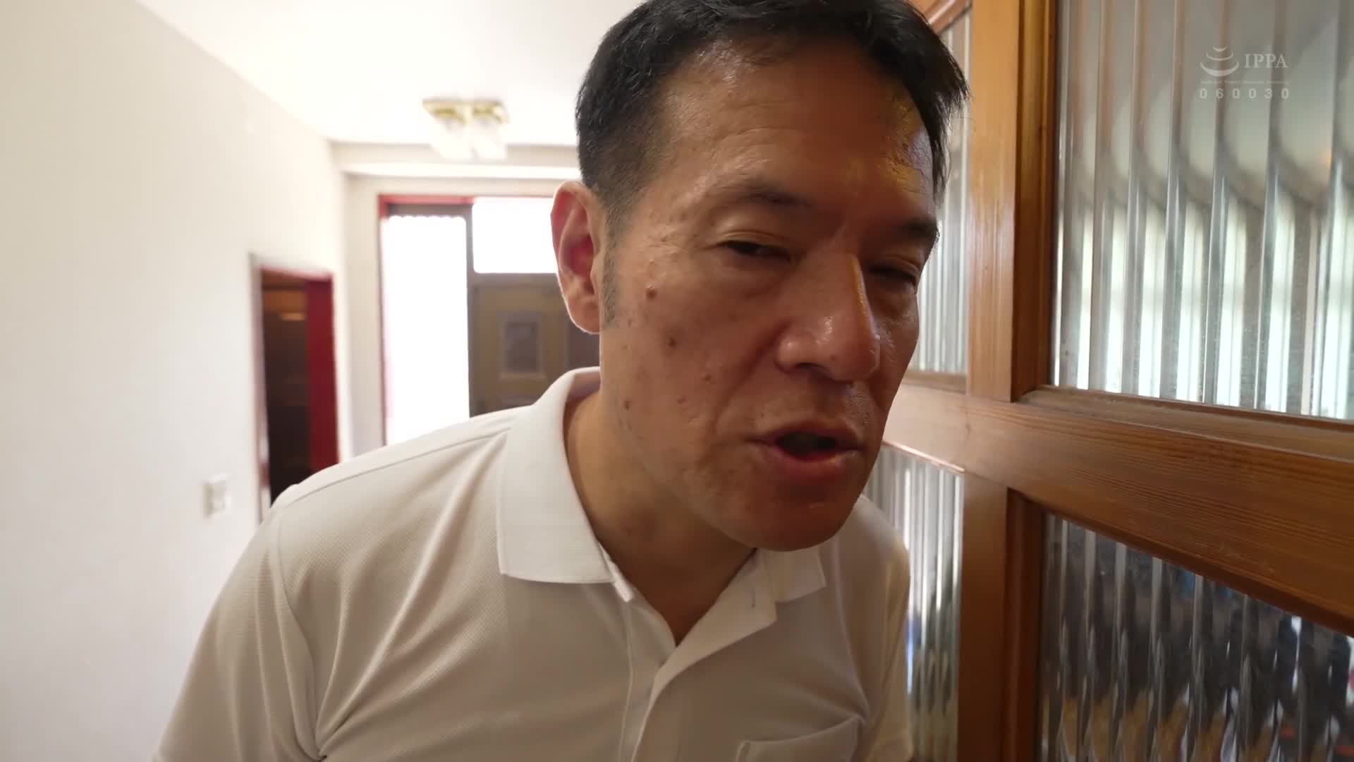 「媽媽請不要知道…」義父與女兒不檢點愛情的同居記錄。日向由奈用天真無邪的身體濕透濕透。 - AV大平台 - 中文字幕，成人影片，AV，國產，線上看