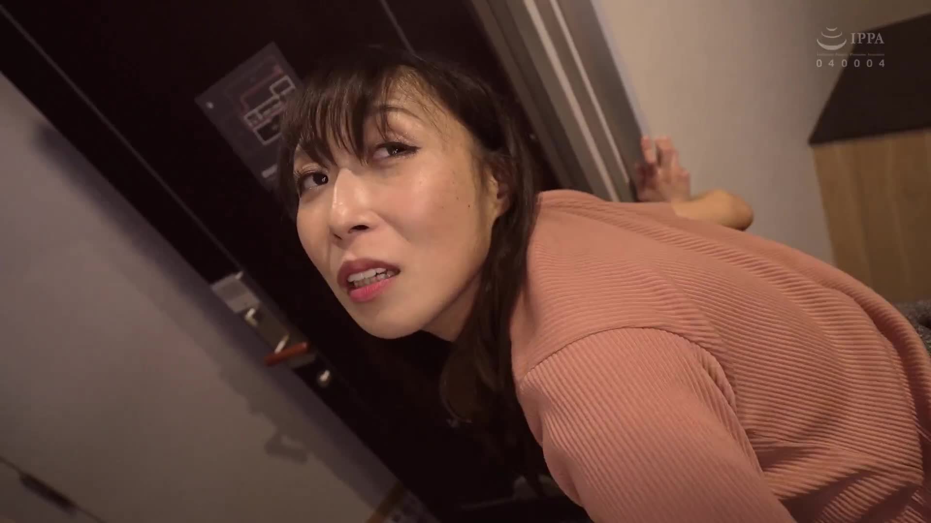 [AI解碼版]不戴胸罩露出乳頭！淫亂熟女與羞恥遊玩約會2 相河沙季 - AV大平台 - 中文字幕，成人影片，AV，國產，線上看