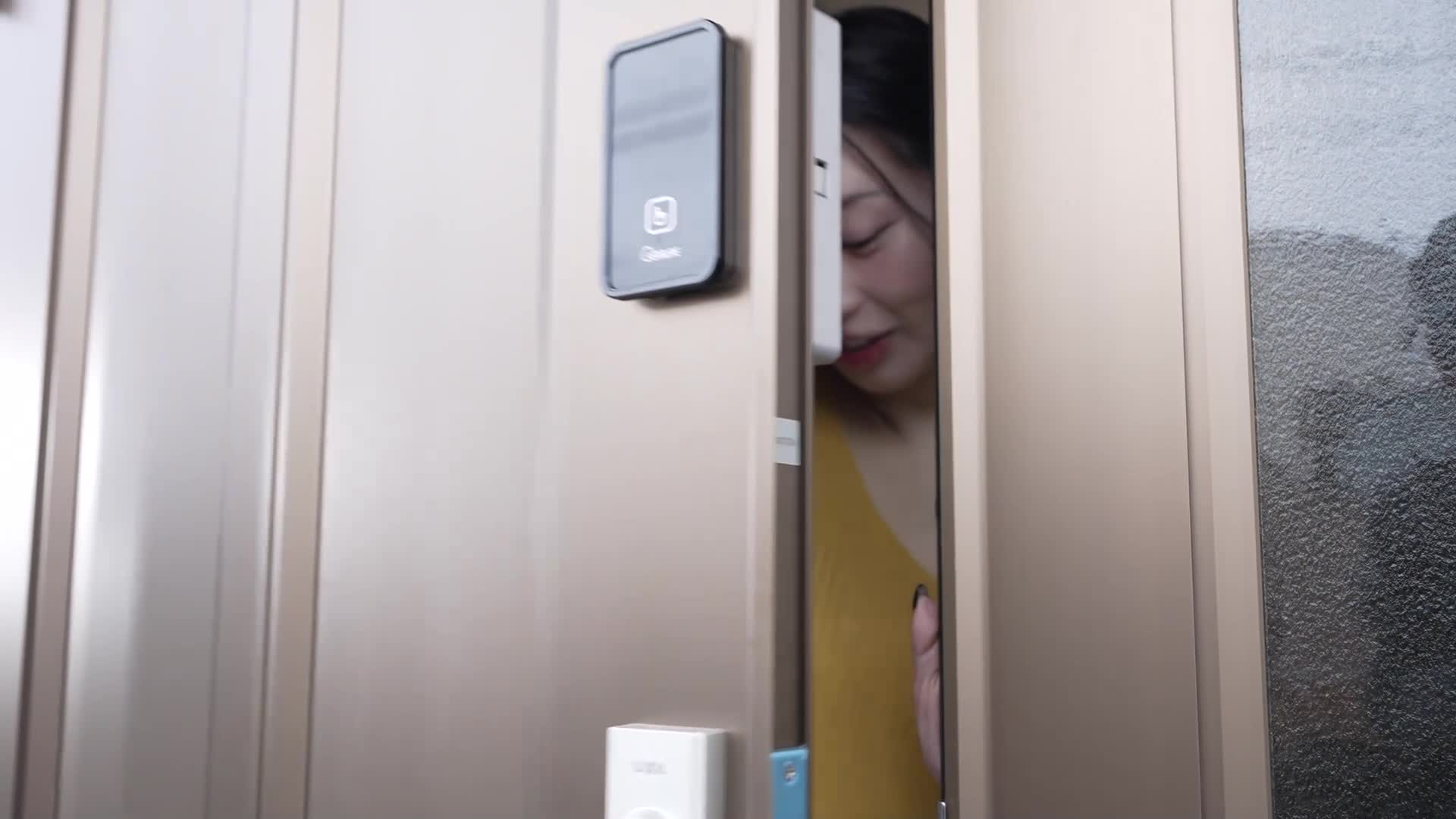 無論我睡著或醒著，我朋友的母親鈴木真由都會讓我用臉舔她濃密的陰毛，然後她會興奮得發狂 鈴木真夕 - AV大平台 - 中文字幕，成人影片，AV，國產，線上看