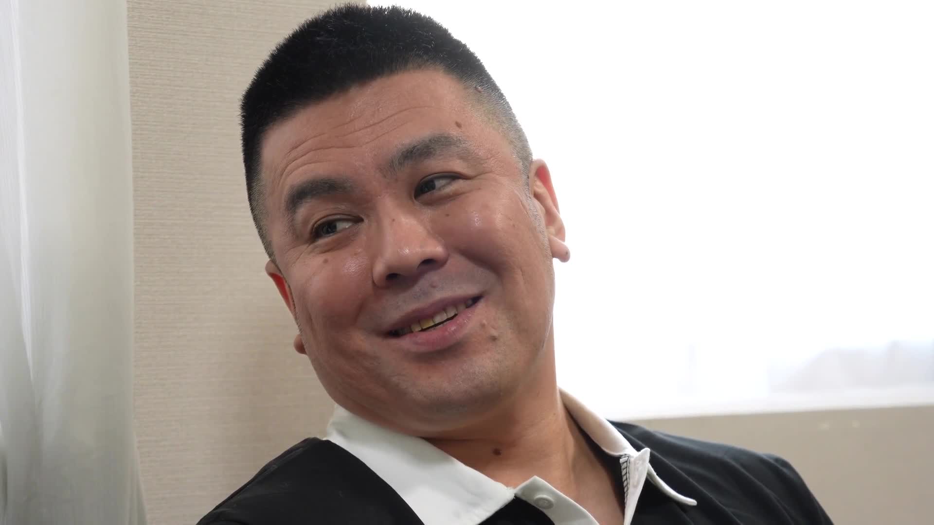 FANZA同人漫畫 那個話題作品成真了―系列累計20萬次下載的同人漫畫，期待已久的真人化！強勢的女友在罵著的同時...NTR 似鳥日菜 - AV大平台 - 中文字幕，成人影片，AV，國產，線上看