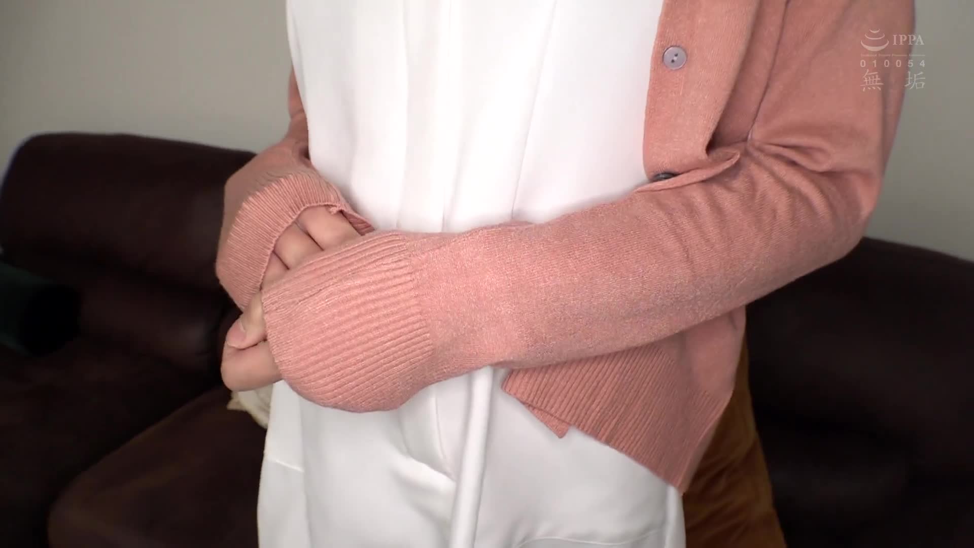 職業制服。想要和工作穿著制服的女孩發生性關係。在美容診所工作的巨乳美人和變態性愛 白濱果步 - AV大平台 - 中文字幕，成人影片，AV，國產，線上看